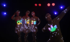 Unübertroffene Logo Darstellung Supernova LED Lichtshow Tanz