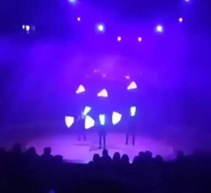 Light juggling show in Lisbon by Feeding the Fish
