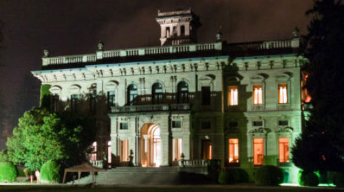Villa Erba Lake Como Feeding the Fish glow show